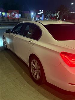 بي ام دبليو الفئة 7